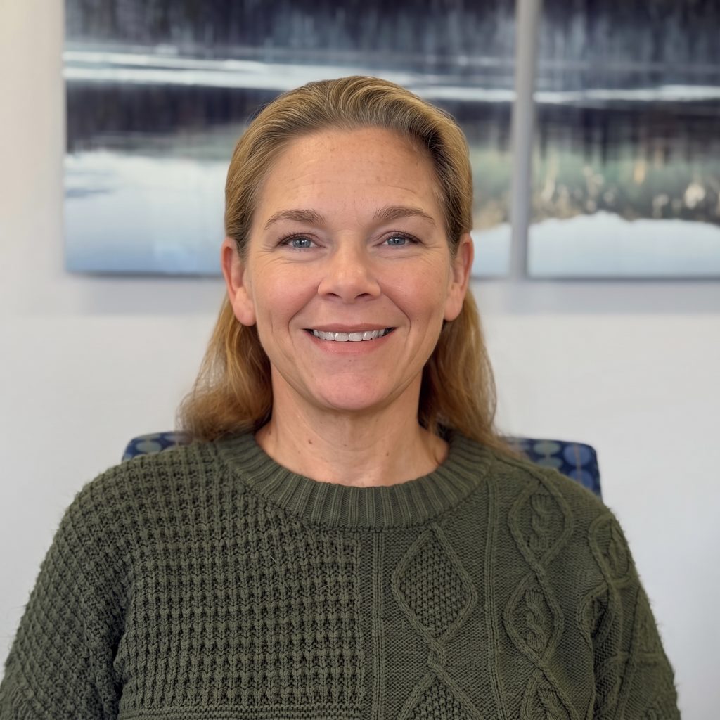 Desiree Baker, Sales Support